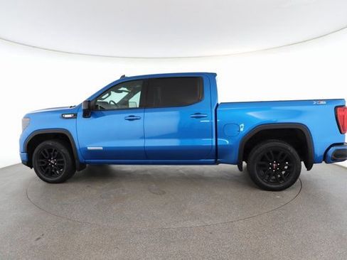 Used 2022 GMC Sierra 1500 Elevation w/ Preferred Package image 7