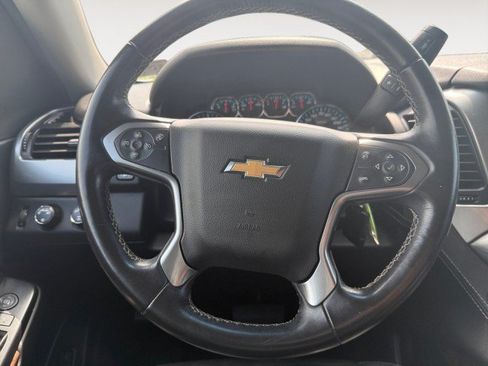 Used 2018 Chevrolet Suburban LT AWD/4WD image 8