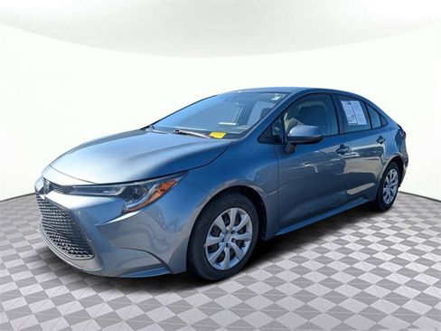 Used 2021 Toyota Corolla LE image 7