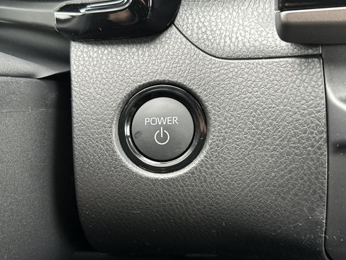 New 2026 Toyota Camry SE w/ Convenience Package image 25