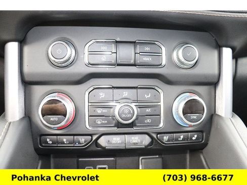 Certified 2024 GMC Yukon SLT AWD/4WD image 15