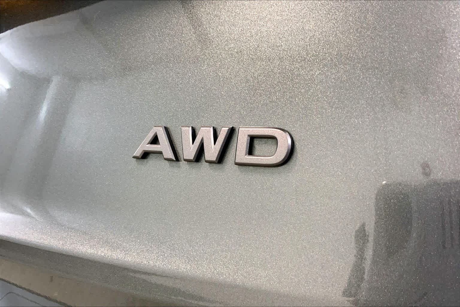 Used 2026 Nissan Rogue SV w/ SV Premium Package AWD/4WD image 9