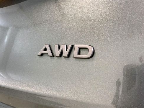 Used 2026 Nissan Rogue SV w/ SV Premium Package AWD/4WD image 9