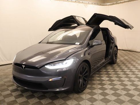 Used 2022 Tesla Model X Plaid AWD/4WD image 21