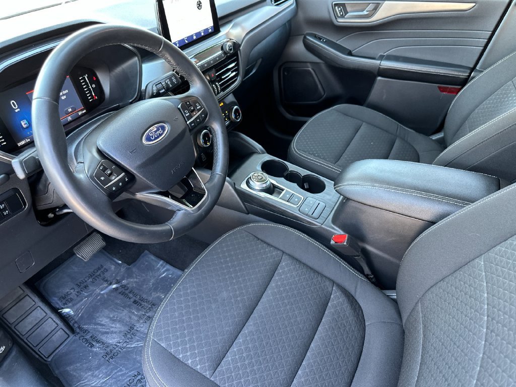 Certified 2024 Ford Escape Active FWD image 9