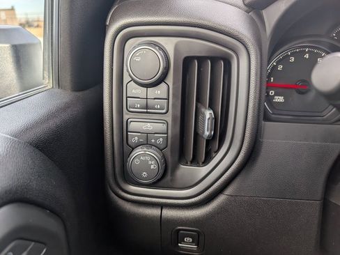 Used 2022 Chevrolet Silverado 2500 W/T image 17