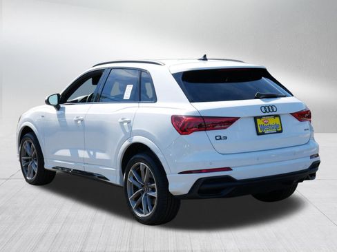 Used 2023 Audi Q3 2.0T Premium Plus w/ Premium Plus Package AWD/4WD image 5