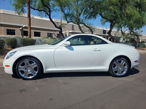 Used 2008 Lexus SC 430 Convertible RWD image 6
