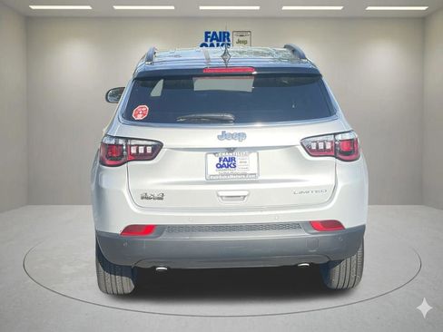 Certified 2025 Jeep Compass Limited AWD/4WD image 8