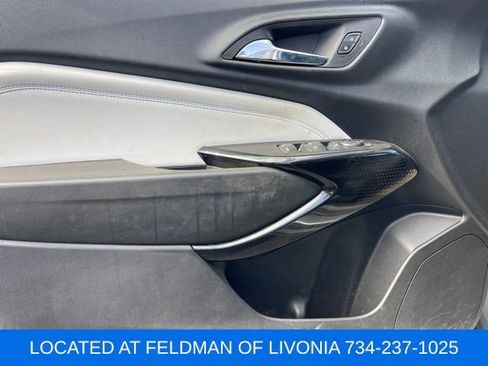 Used 2024 Chevrolet Trax LT w/ Driver Confidence Package image 9