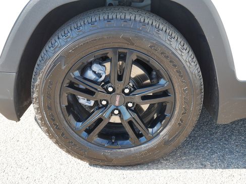 Used 2023 GMC Terrain AT4 w/ Infotainment Package II image 15