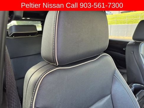 Used 2024 Chevrolet Suburban Premier RWD image 15