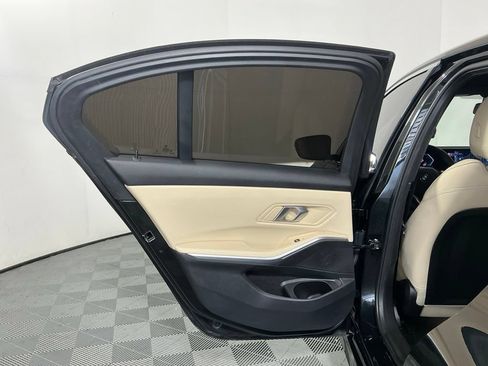 Certified 2024 BMW 330i Sedan w/ Convenience Package RWD image 24