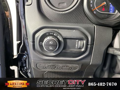 New 2026 Jeep Gladiator Mojave image 15