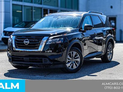 Used 2024 Nissan Pathfinder SV