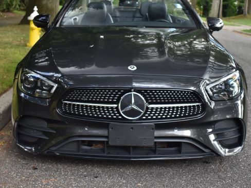 Used 2021 Mercedes-Benz E 450 4MATIC Cabriolet w/ AMG Line image 16