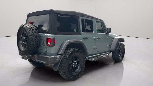 Used 2024 Jeep Wrangler Unlimited Sport AWD/4WD image 4