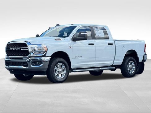 Used 2023 RAM 2500 Big Horn w/ Level 1 Equipment Group AWD/4WD image 3