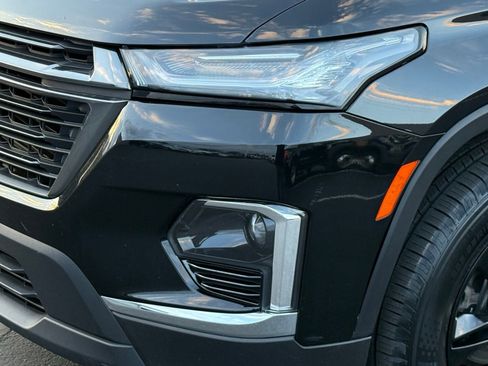 Used 2023 Chevrolet Traverse LT w/ Midnight/Sport Edition AWD/4WD image 9