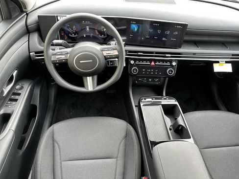 New 2026 Hyundai Tucson Blue SE image 11