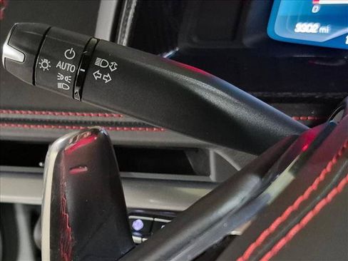 Used 2024 Chevrolet Corvette Stingray Premium Conv w/ Z51 Performance Package RWD image 17