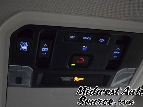 Used 2024 Toyota Tundra Limited image 22