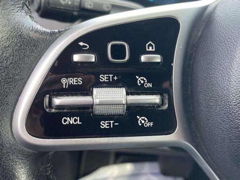 Used 2020 Mercedes-Benz GLB 250 4MATIC image 30