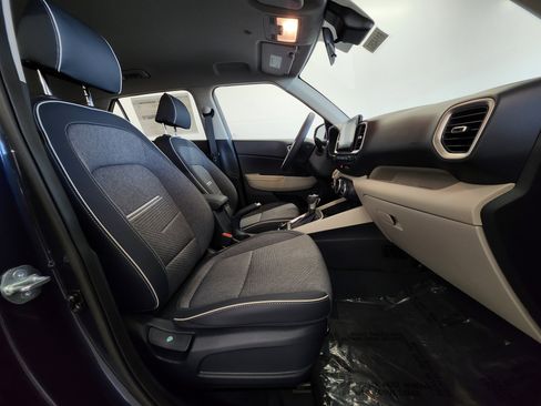 New 2026 Hyundai Venue SEL FWD image 17