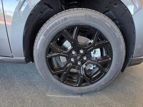 New 2025 Ford Maverick Lobo image 27