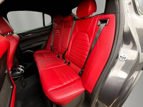 Used 2022 Alfa Romeo Stelvio Sprint AWD/4WD image 21