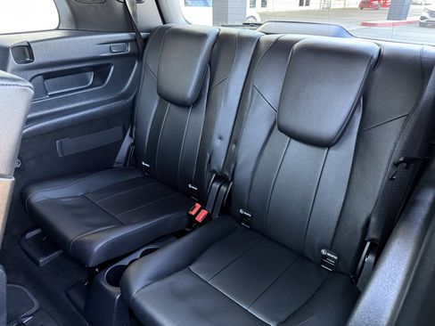 Certified 2023 Mercedes-Benz GLB 250 4MATIC image 15