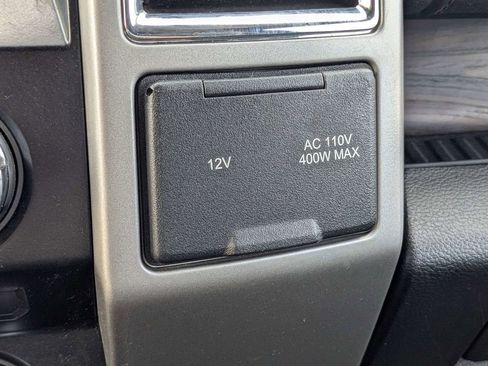 Used 2016 Ford F150 Lariat image 24