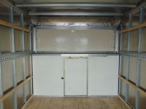 Certified 2024 Ford E-450 and Econoline 450 Super Duty w/ Power Windows & Locks Group image 15