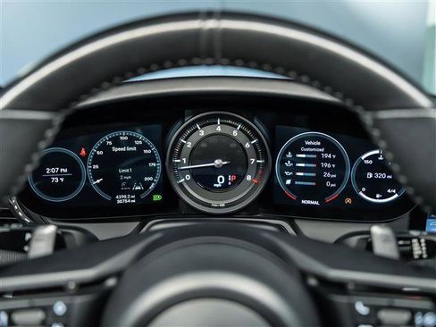 Certified 2020 Porsche 911 Carrera S RWD image 27