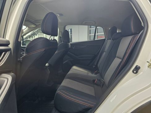 Used 2018 Subaru Crosstrek 2.0i Premium w/ Moonroof Package AWD/4WD image 16