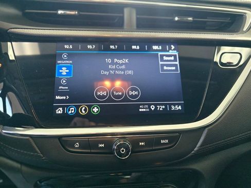 Used 2023 Buick Encore GX Preferred w/ Cold Weather Comfort Package AWD/4WD image 26