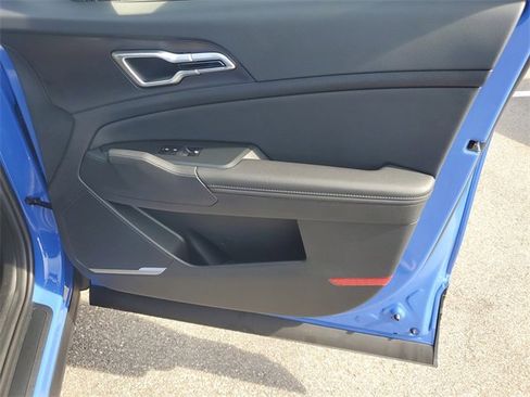 New 2026 Kia Sportage EX w/ EX Panorama Roof Package image 15