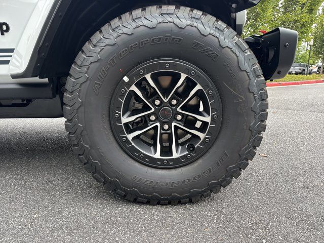 New 2026 Jeep Wrangler Unlimited Rubicon w/ Rockslide Package AWD/4WD image 12