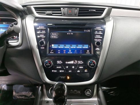 Used 2023 Nissan Murano SV image 19