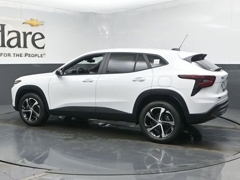 New 2026 Chevrolet Trax RS image 30