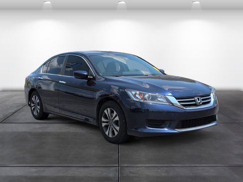 Used 2015 Honda Accord LX image 2