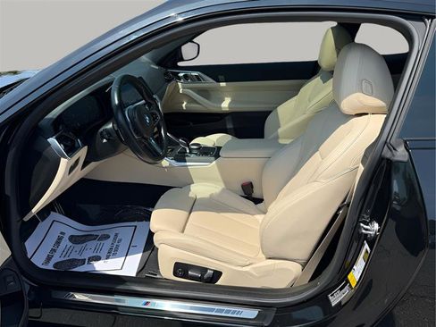 Used 2022 BMW M440i Coupe w/ Premium Package image 12