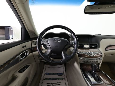 Used 2011 INFINITI M56 x w/ Deluxe Touring Pkg AWD/4WD image 28