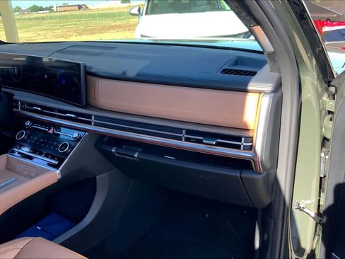 Certified 2026 Hyundai Santa Fe Calligraphy image 18