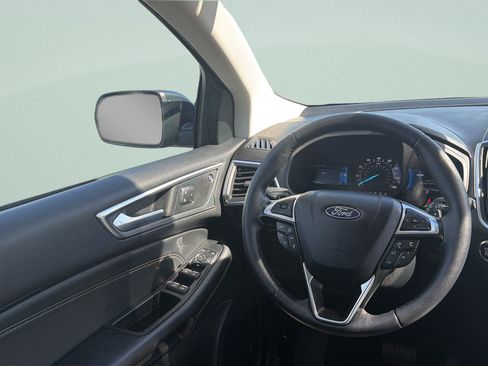 Certified 2024 Ford Edge Titanium w/ Equipment Group 301A AWD/4WD image 34