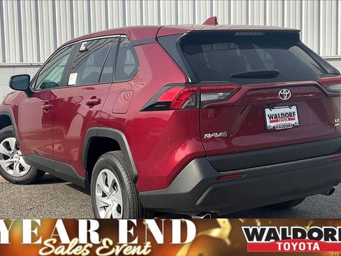 New 2025 Toyota RAV4 LE image 3