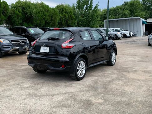 Used 2015 Nissan Juke S FWD image 7