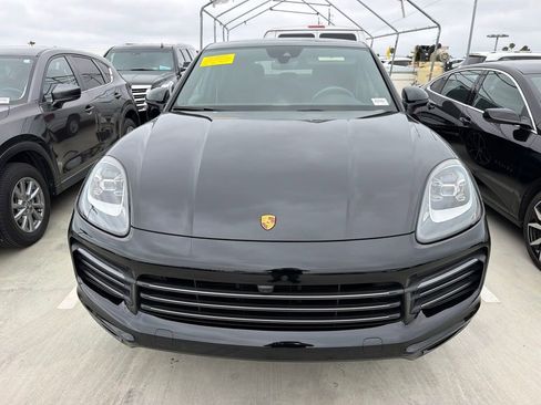 Used 2023 Porsche Cayenne Platinum Edition AWD/4WD image 1