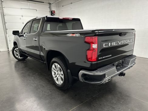 Used 2023 Chevrolet Silverado 1500 LTZ image 9