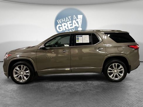 Used 2020 Chevrolet Traverse High Country w/ LPO, Floor Liner Package AWD/4WD image 8